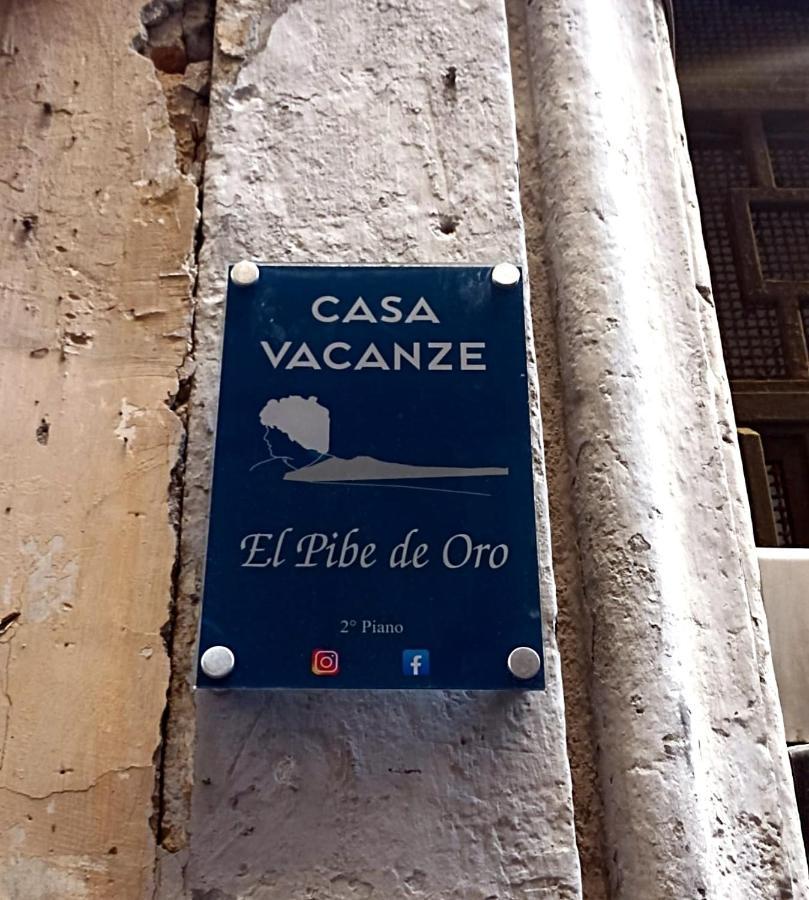 El Pibe De Oro - Casa Vacanze Villa Naples Luaran gambar